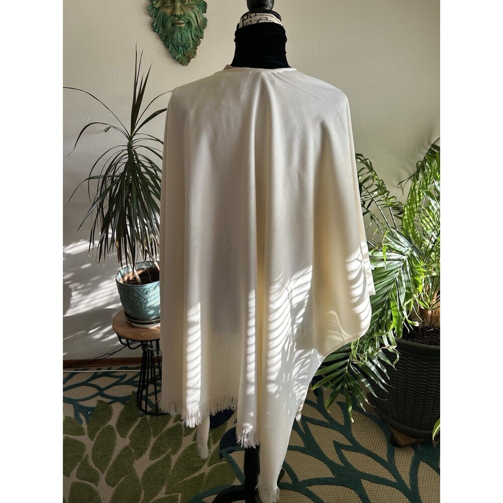 Rachel Zoe Women's Missy Fringed Cream Shawl Wrap - Picture 3 of 6